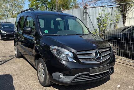 Mercedes-Benz Citan 170.000 km 7.999 &euro; Essen 45143