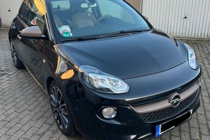 Opel Adam 135.658 km 7.900 &euro; Oberhausen 46049
