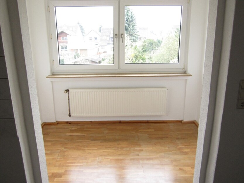 Vermiete helle 3,5 Zimmerwohnung in Traumlage