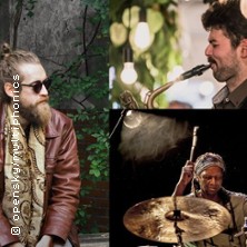 Giuseppe Doronzo Trio feat. Hamid Drake