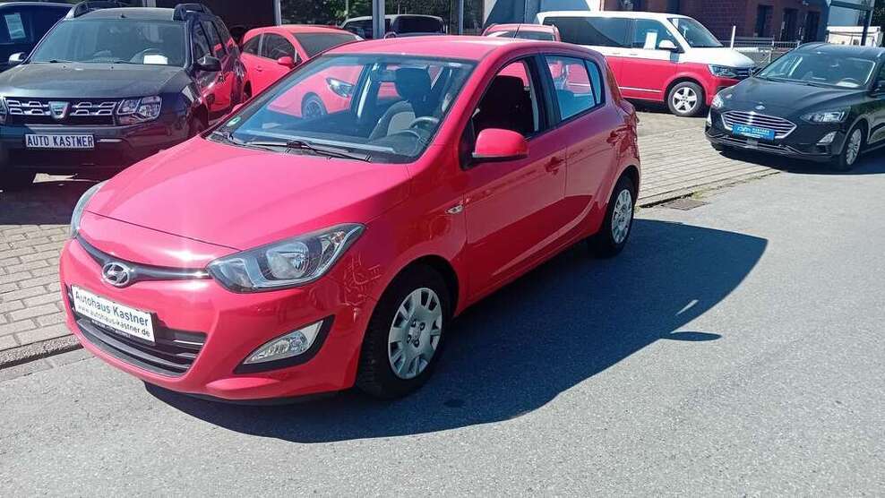 i20