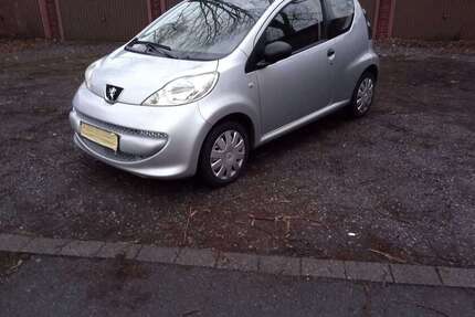 Peugeot 107 214.111 km 790 &euro; Gelsenkirchen 45888