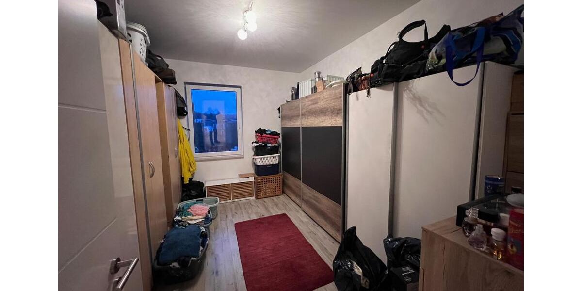 Etagenwohnung Hattingen - 5 Zimmer, 125 m&sup2;, 1.200&euro; | Angebot:25650066