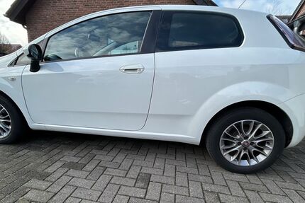 Fiat Punto 92.848 km 3.600 € Raesfeld 46348
