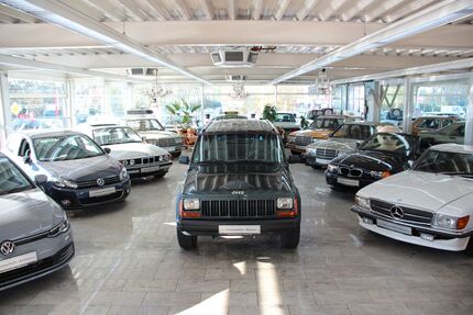 Jeep Cherokee 275.000 km 4.990 &euro; Essen 45356