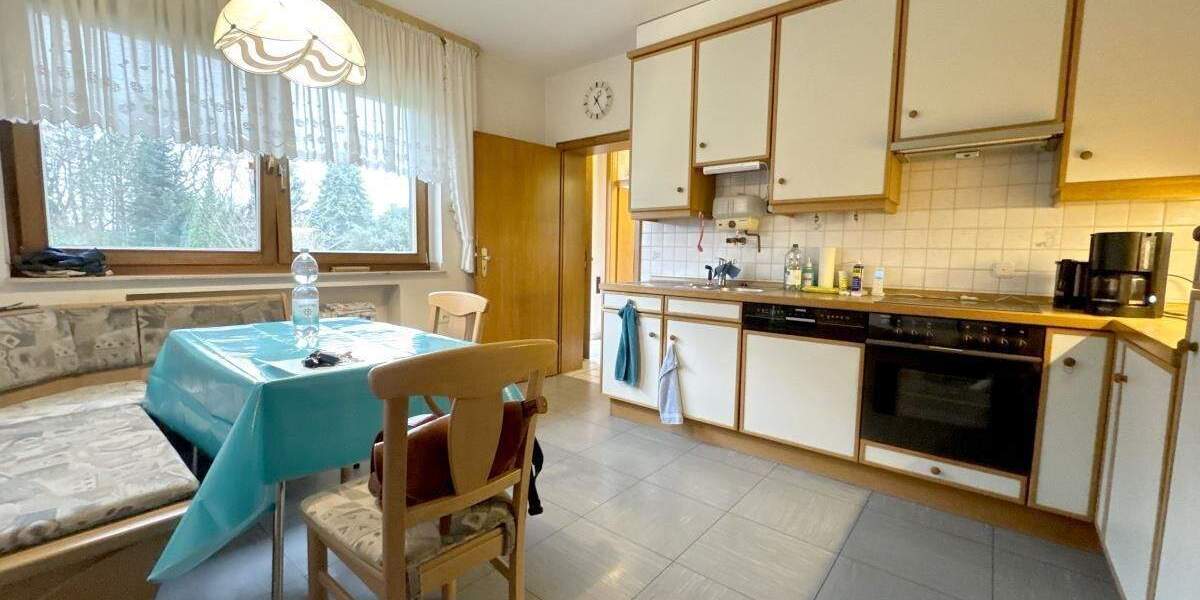 Mehrfamilienhaus, Wohnhaus Oberhausen Sterkrade-Nord - 9 Zimmer, 254 m&sup2;, 759.000&euro; | Angebot:25319533