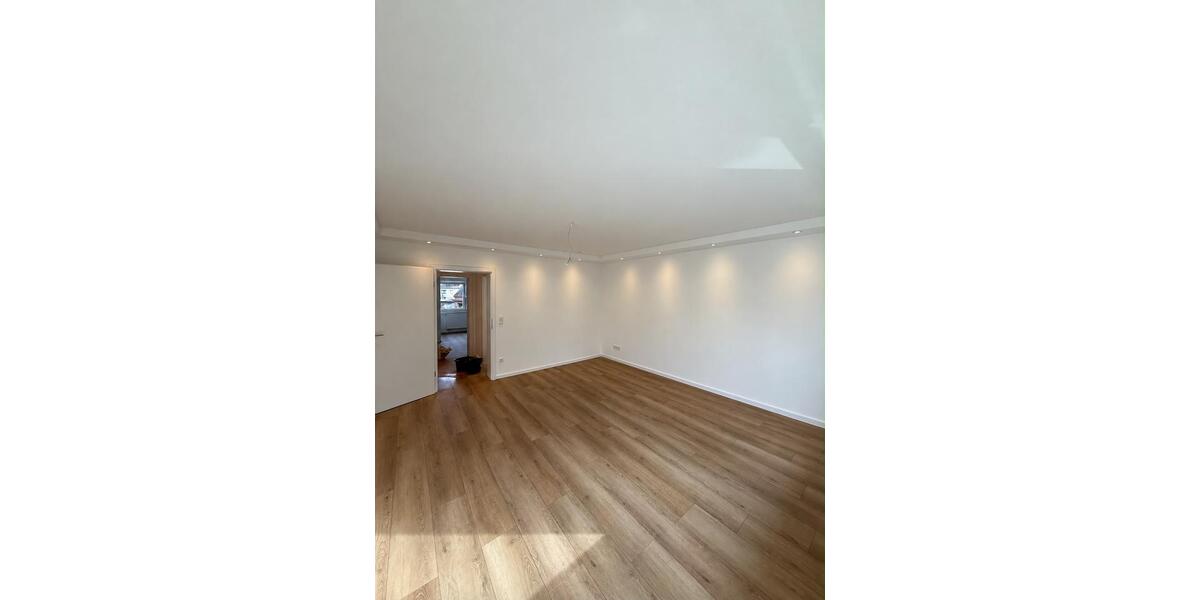 Etagenwohnung Moers Rheinkamp - 3 Zimmer, 79 m&sup2;, 1.550&euro; | Angebot:27619547