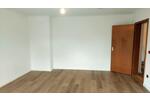 Frisch renovierte 5-Zimmer-Wohnung mit 140 m² in Duisburg