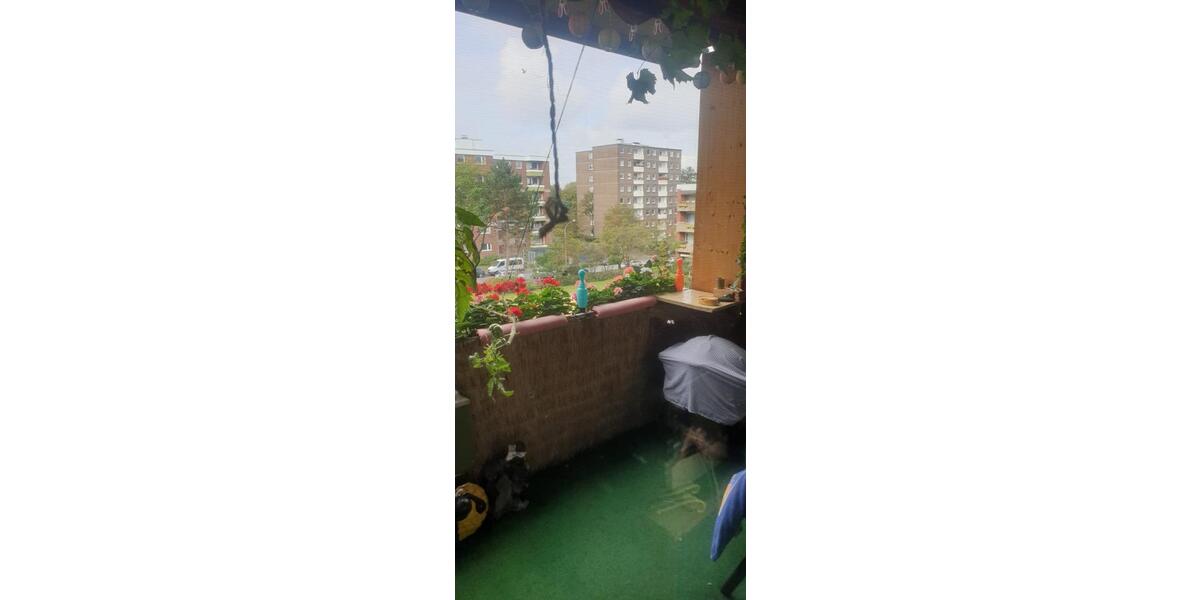 Kapitalanleger, 3-Zimmer-Wohnung mit Balkon in Duisburg-Süd 3 zimmer