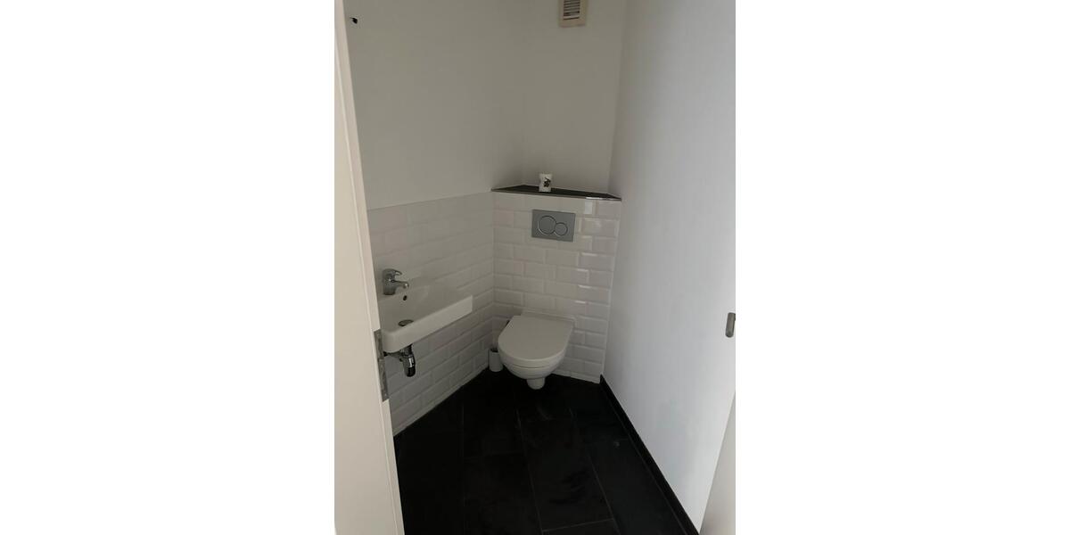 Einfamilienhaus Bochum Bochum-Südwest - 6.5 Zimmer, 200 m&sup2;, 1.952&euro; | Angebot:27615731
