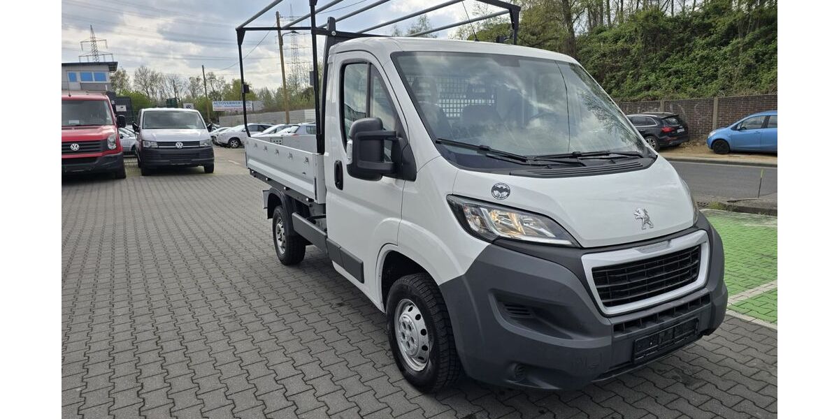 Peugeot Boxer 66.950 km 14.890 &euro; Bottrop 46238