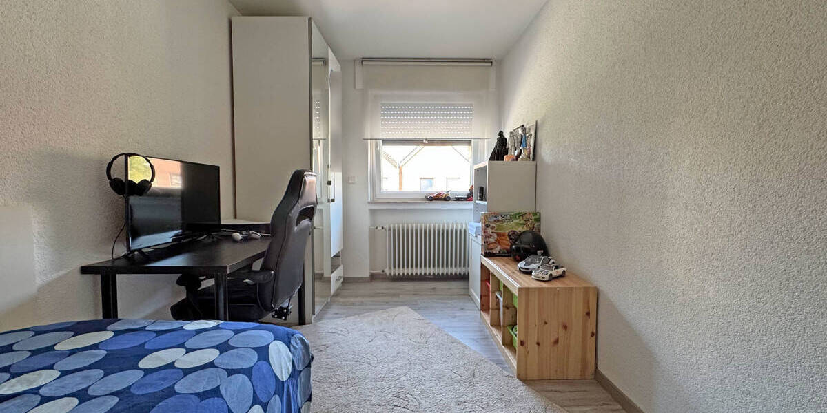 Charmantes Reihenmittelhaus mit ausgebautem Dachgeschoss in ruhiger Lage von Wesel-Fusternberg! 4 zimmer