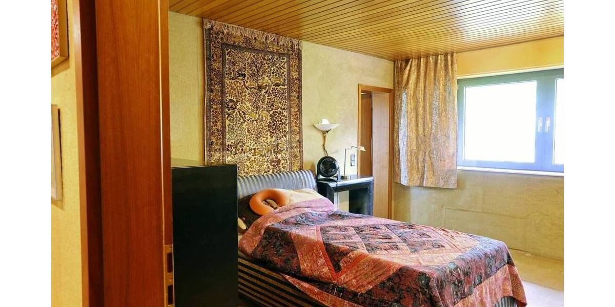 Mehrfamilienhaus, Wohnhaus Velbert Mitte - 6 Zimmer, 230 m&sup2;, 490.000&euro; | Angebot:25680198