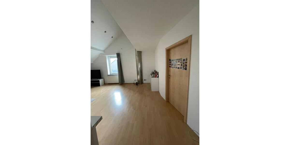 Dachgeschoßwohnung Bochum Bochum-Südwest - 3 Zimmer, 89 m&sup2;, 795&euro; | Angebot:26297058