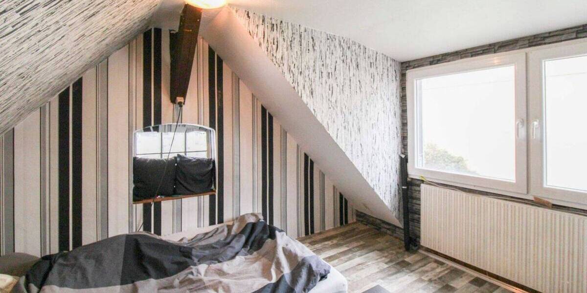 Doppelhaushälfte Duisburg Hochemmerich - 5 Zimmer, 100 m&sup2;, 249.000&euro; | Angebot:26359391