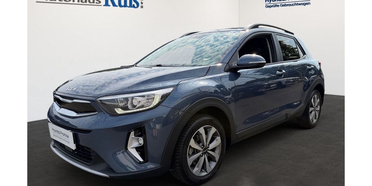 Kia Stonic 8.184 km 17.990 &euro; Oberhausen 46049