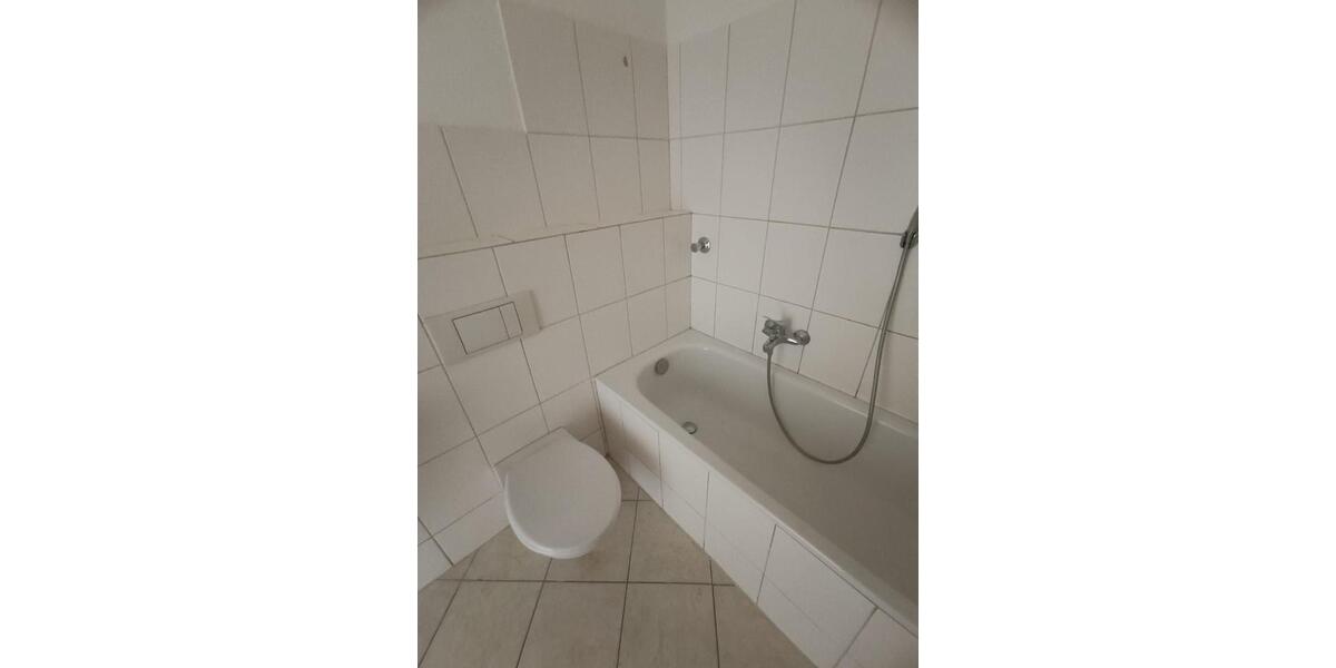 82 qm ab Februar Esplanade 30 citynah & 2 Etage mit Aufzug 3 zimmer