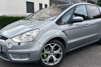 Ford S-Max 238.500 km 3.350 &euro; DUISBURG 47443