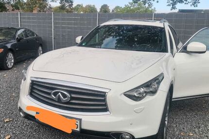 INFINITI FX 136.000 km 12.500 € Neukirchen-Vluyn 47506