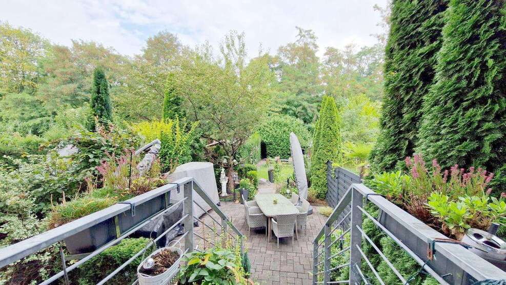 Haus zum Kaufen in Oberhausen 539.000 € 180.34 m² 7 zimmer