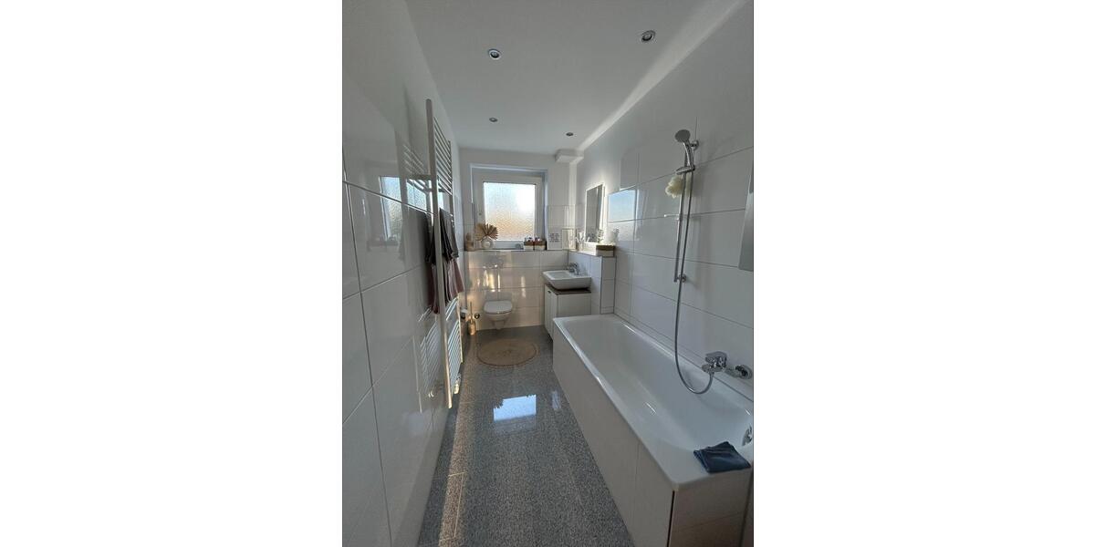 Einziehen & wohlfühlen: Helle Wohnung in ruhiger, zentraler Lage 2 zimmer