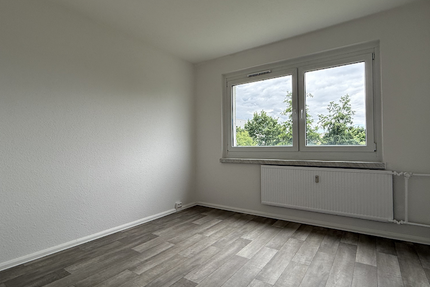 Wohnung zum Mieten in Chemnitz 250 € 41.39 m²