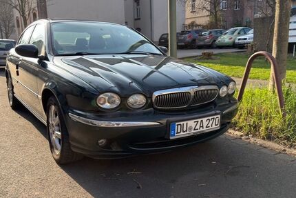 Jaguar X-Type 136.000 km 3.600 &euro; Duisburg 47177