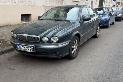 Jaguar X-Type 136.000 km 3.800 &euro; Duisburg 47177