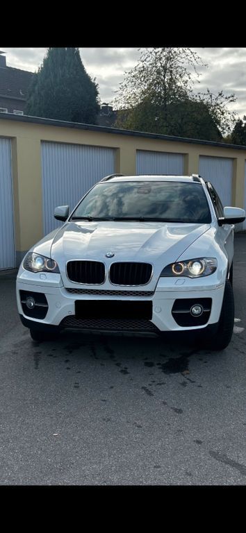 BMW X6 144.094 km 17.850 € Essen 45357