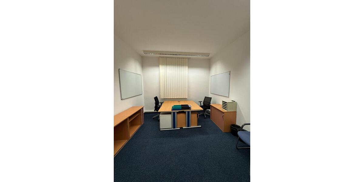 Modernes & voll ausgestattetes Büro im Zentrum von Essen - TOP Lage zimmer