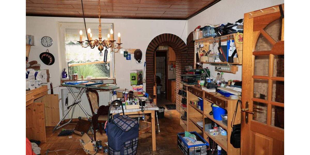 Schönes altes Zechenhaus, sanierungsbedürftig mit Potenzial 4 zimmer