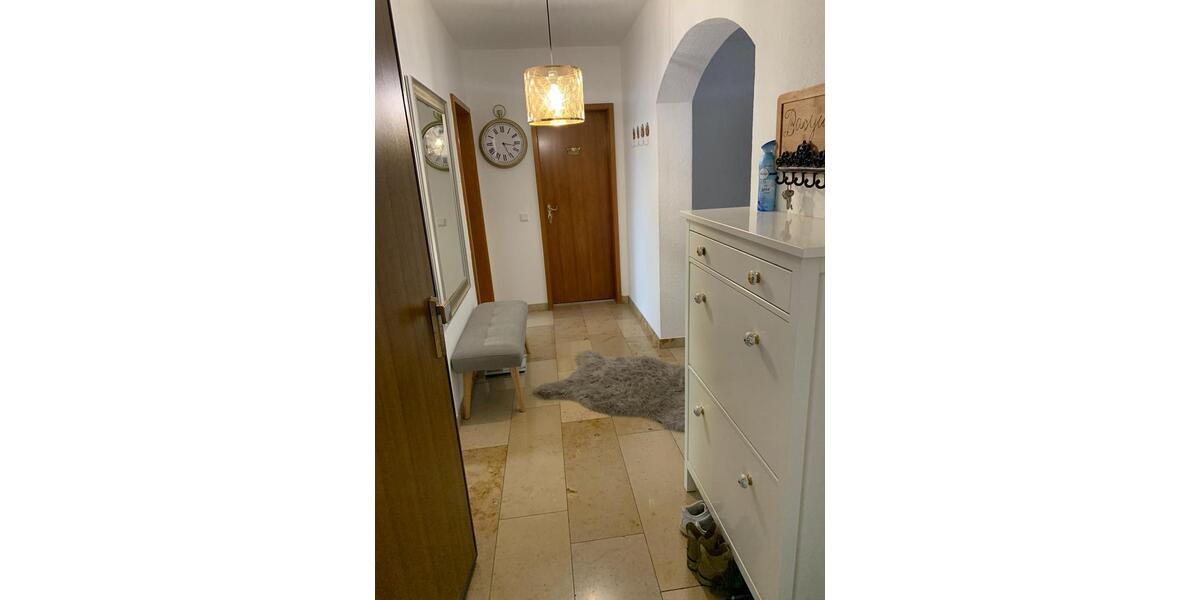 Etagenwohnung Ratingen Hösel - 2 Zimmer, 90 m&sup2;, 1.100&euro; | Angebot:25363510