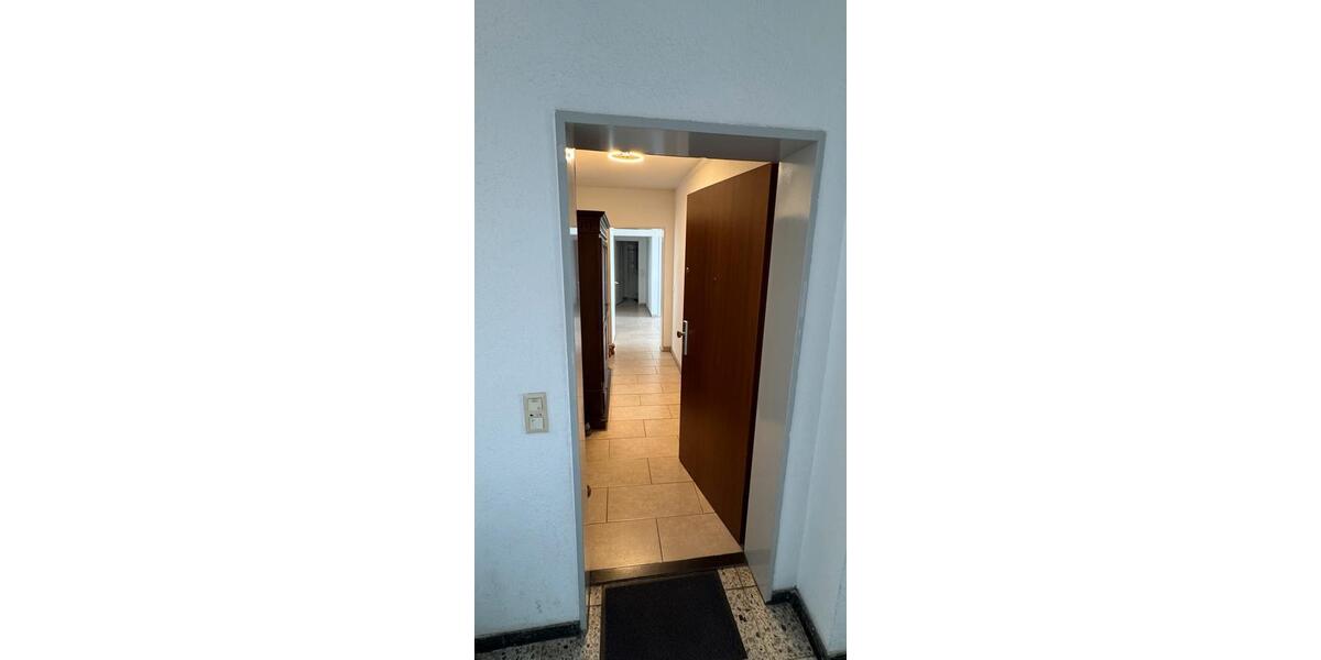Etagenwohnung Duisburg Walsum - 4 Zimmer, 84 m&sup2;, 229.000&euro; | Angebot:27081321
