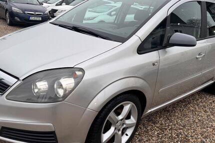 Opel Zafira 157.000 km 4.999 &euro; Essen 45355