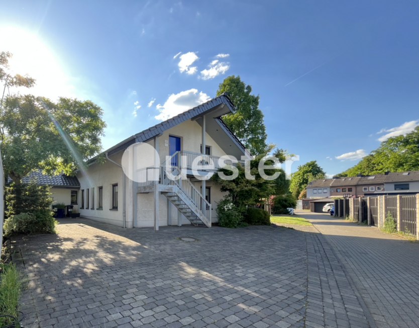 Wohnung zum Kaufen in Duisburg 245.000 € 94 m²