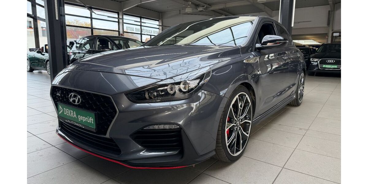 Hyundai i30 31.455 km 23.890 € Bottrop 46236