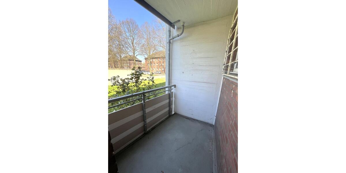 Erdgeschoßwohnung Duisburg Beeck - 3.5 Zimmer, 58 m&sup2;, 412&euro; | Angebot:26227990