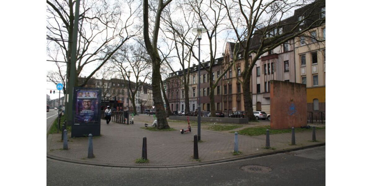 Provisionsfrei* Mehrfamilienhaus mit 277 m² Wohnfläche, komplett renoviert, vollvermietet, provisionsfrei vom Handwerker - Mehrfamilienhaus, Wohnhaus Duisburg Duisburg-Mitte | Angebot:26874814