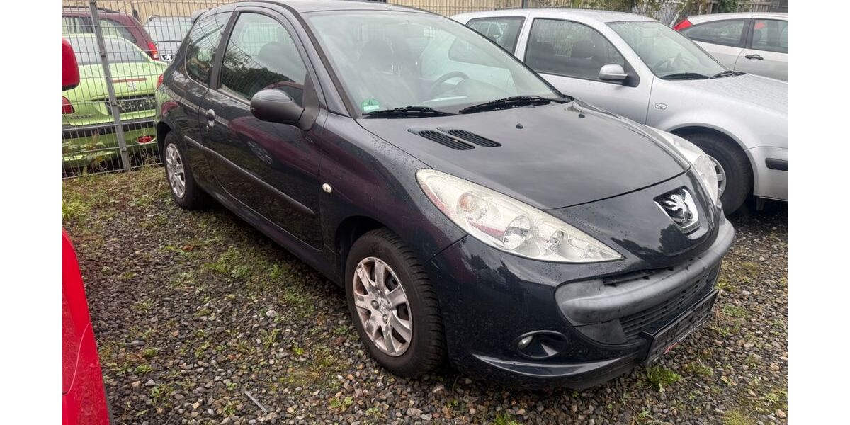 Peugeot 206 113.000 km 2.500 € Essen 45356
