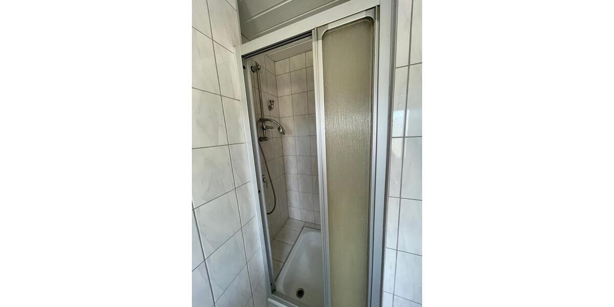 Dachgeschoßwohnung Essen Stadtbezirk VII - 2 Zimmer, 62 m&sup2;, 600&euro; | Angebot:26350508