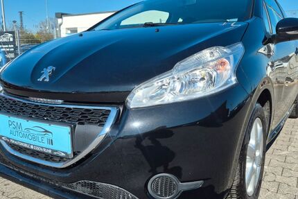 Peugeot 208 96.322 km 3.499 &euro; Essen 45326