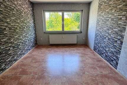 Wohnung Duisburg Mittelmeiderich - 2.5 Zimmer, 50 m&sup2;, 430&euro; | Angebot:27132712