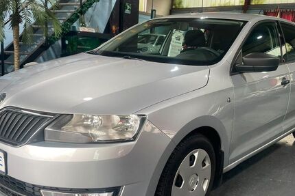 Skoda Rapid 122.000 km 4.990 &euro; Bottrop 46238