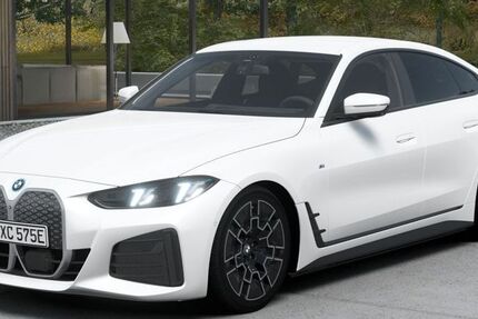 BMW i4 28.314 km 52.530 &euro; Mülheim 45472