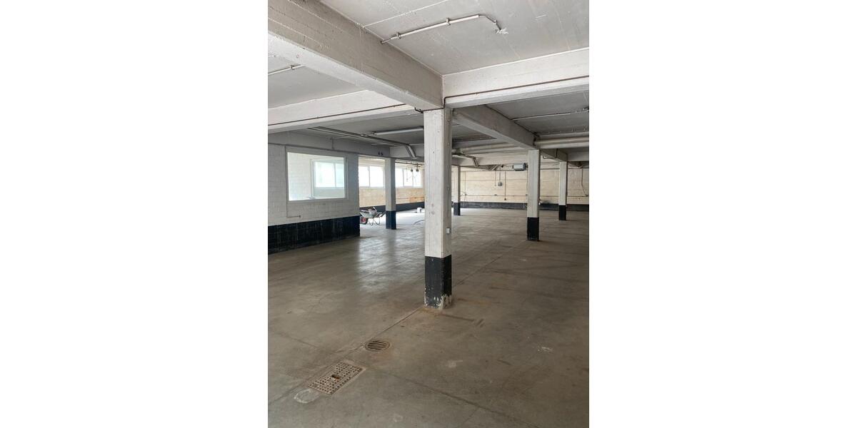 Lagerhalle Produktionshalle Gewerbehalle zimmer