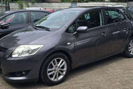 Toyota Auris 197.198 km 3.449 &euro; Essen 45329