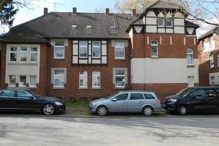 Großzügige Familienwohnung in schöner Lage! Einzugsbereit neu renoviert für Sie ! 3 zimmer