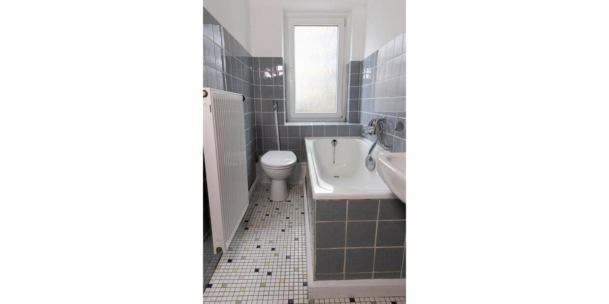 2 12 Zimmer Wohnung zu vermieten zentral gelegen stadtnah 2.5 zimmer