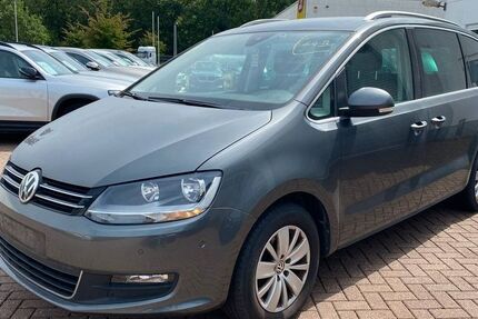 VW Sharan 230.333 km 13.566 &euro; Wesel 46485
