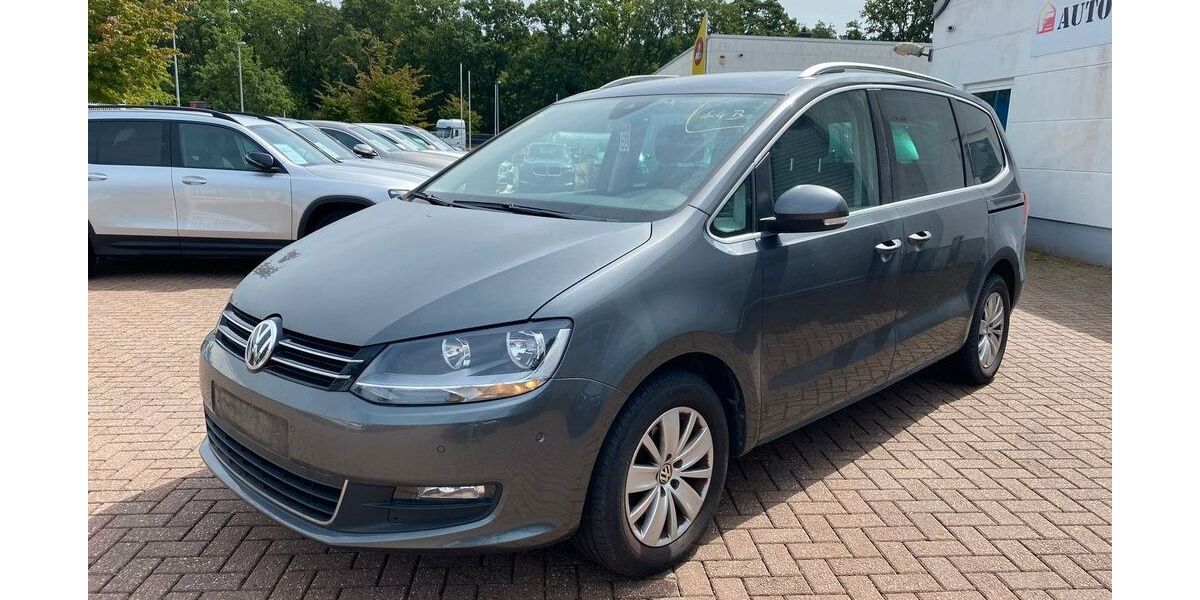 VW Sharan 230.333 km 13.566 &euro; Wesel 46485
